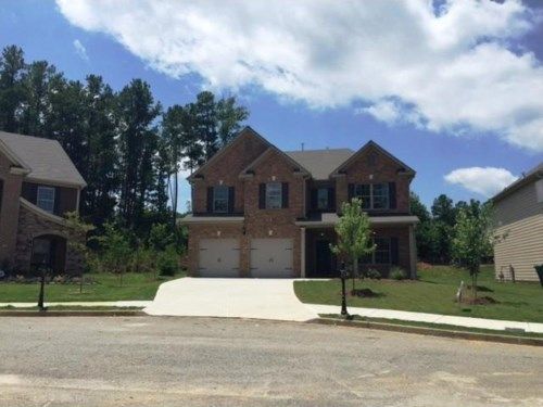 2188 Dodson Woods Drive, Fairburn, GA 30213