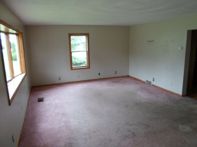 75 N Gamble St, Shelby, OH 44875