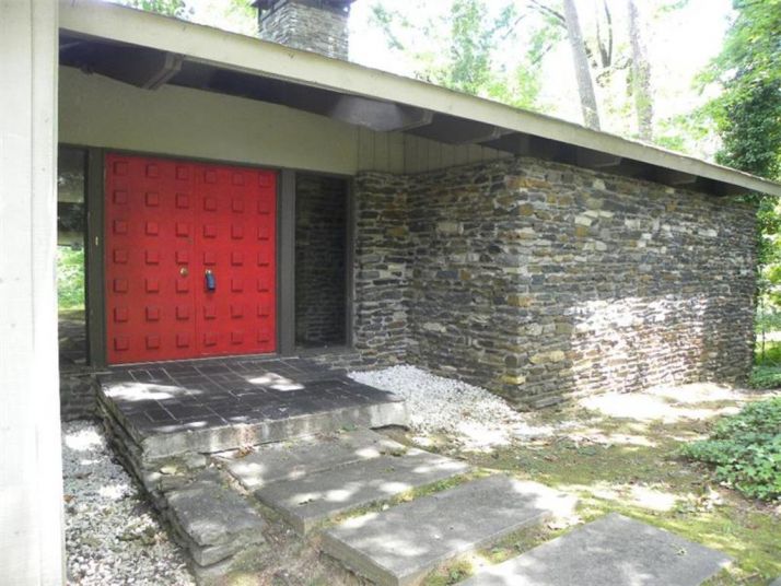 460 Valley Green Drive Ne, Atlanta, GA 30342