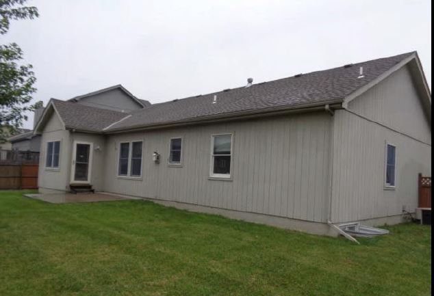 18432 Oak St, Gardner, KS 66030