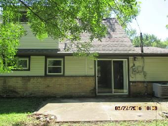 106 Walnut St, Park Forest, IL 60466