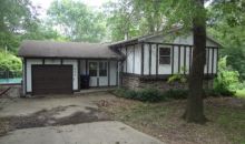 604 NW Half Moon Ct Topeka, KS 66617