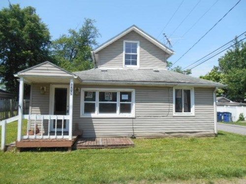 113 Park St, Buckeye Lake, OH 43008