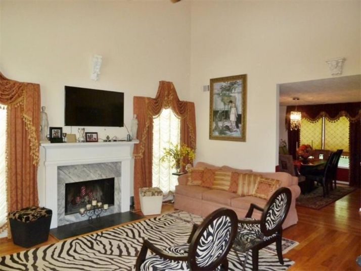 1890 Mckendree Lake Drive, Lawrenceville, GA 30043