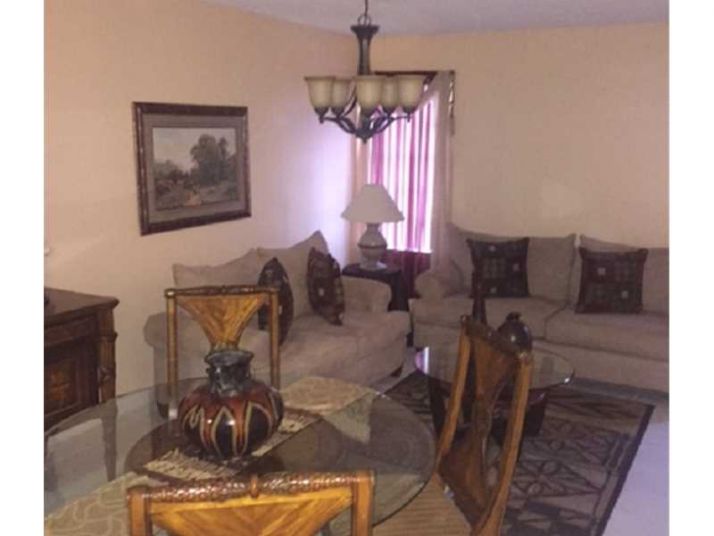 4460 W 14 LN # 601, Hialeah, FL 33012