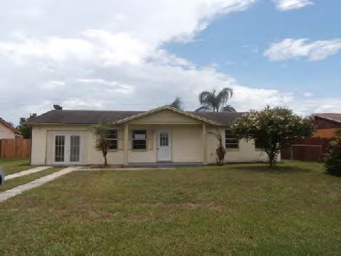 210 La Paz Dr, Kissimmee, FL 34743