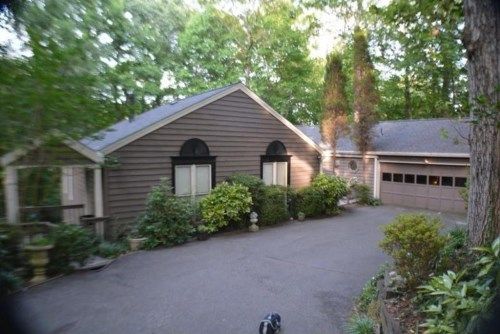 320 Forest Valley Court, Atlanta, GA 30342