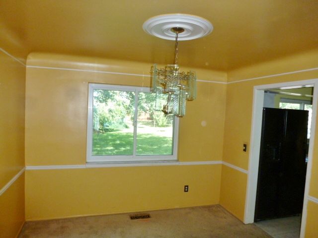 30701 Primrose Dr, Warren, MI 48088