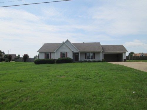 833 Brownsferry Rd, Senatobia, MS 38668