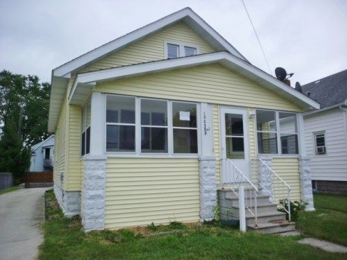 1305 South Jackson St, Bay City, MI 48708