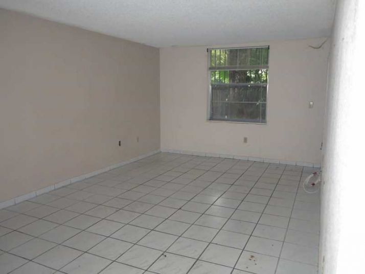 5755 W 20 AV # 101, Hialeah, FL 33012