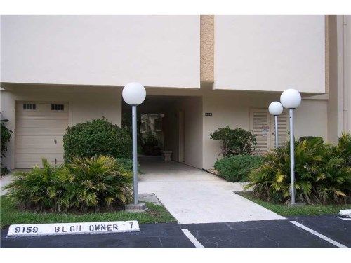 9159 SW 77 AV # 311, Miami, FL 33156