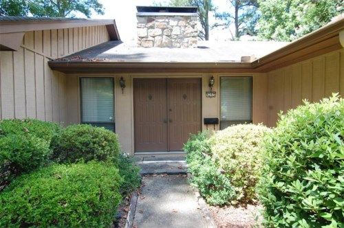 6153 Rolling Way, Norcross, GA 30093