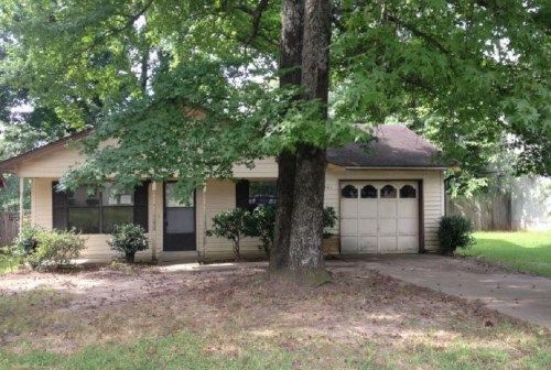 801 Briar Ridge Ct, Jacksonville, AR 72076