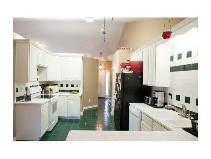 3810 Quail Creek Drive, Buford, GA 30519