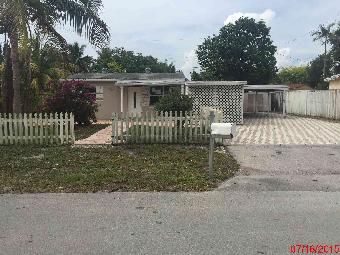 1382 NE 28th St, Pompano Beach, FL 33064