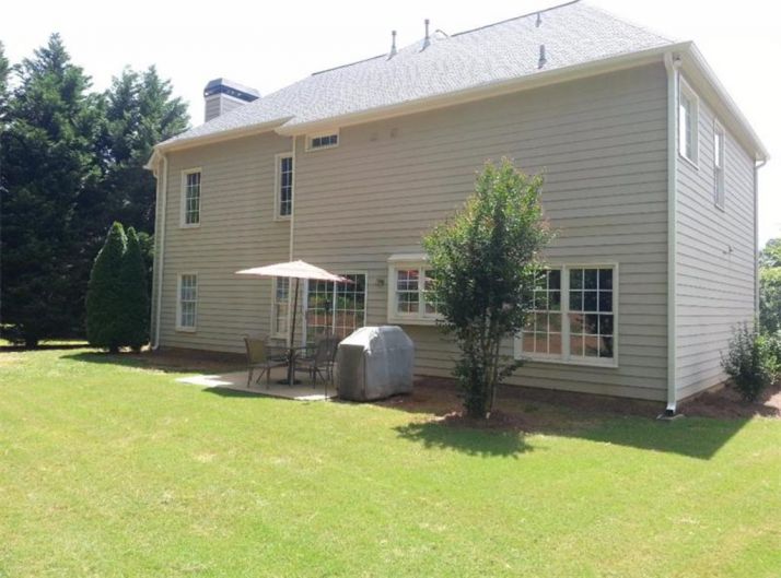 1745 Fairburn Drive, Cumming, GA 30040