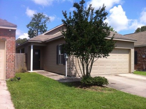 764 Sedona Pines Dr, Baton Rouge, LA 70816