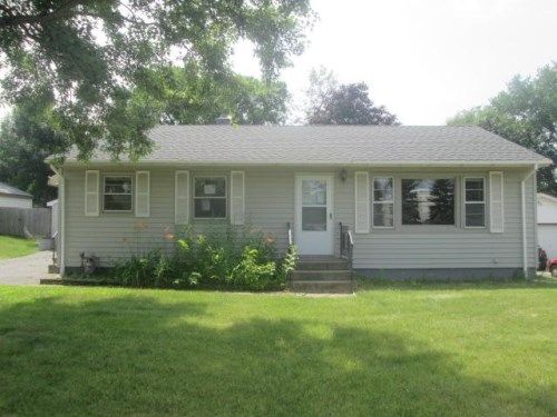314 Roselawn Ave E, Saint Paul, MN 55117