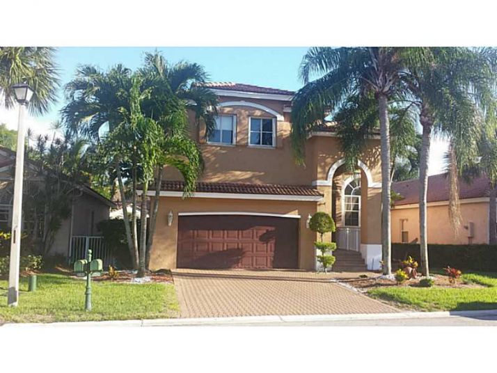 15642 SW 16 ST, Hollywood, FL 33027