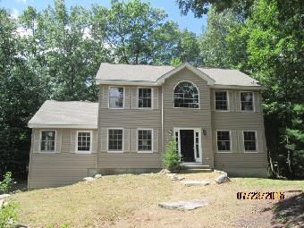 7 Dove Rd, Hooksett, NH 03106