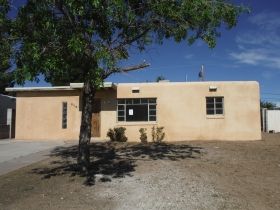 216 General Patch St NE, Albuquerque, NM 87123