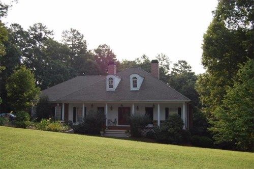 190 Amber Lake Drive Drive, Ball Ground, GA 30107