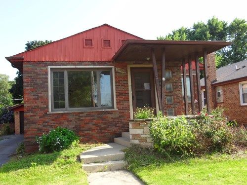 3636 W 99th St, Evergreen Park, IL 60805