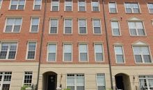 7913 Crescent Park Dr #136 Gainesville, VA 20155