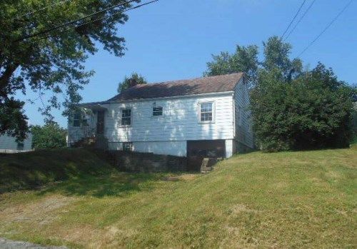 116 Hillview Road, Clairton, PA 15025