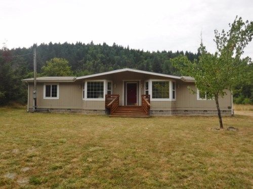 4865 Willis Creek Rd, Winston, OR 97496