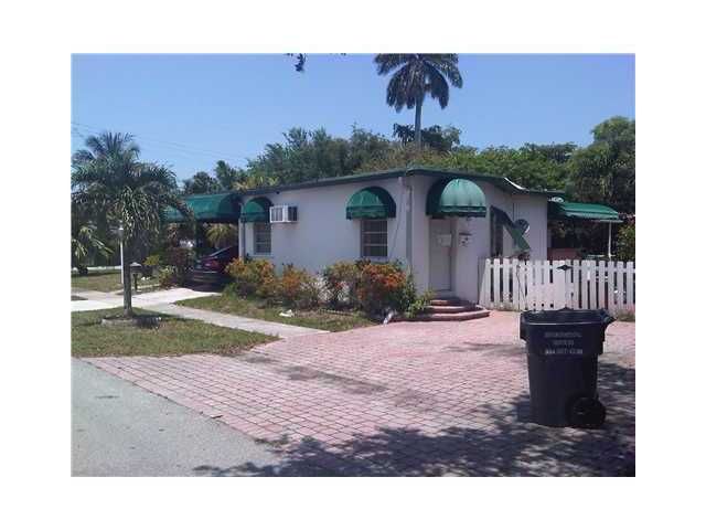 3050 HAYES ST, Hollywood, FL 33021