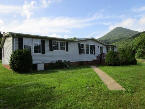 422 Hackens Road, Lexington, VA 24450