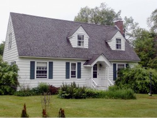 2 Skyline Drive, Lyndonville, VT 05851