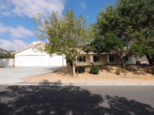 12997 Tawya Rd, Apple Valley, CA 92308