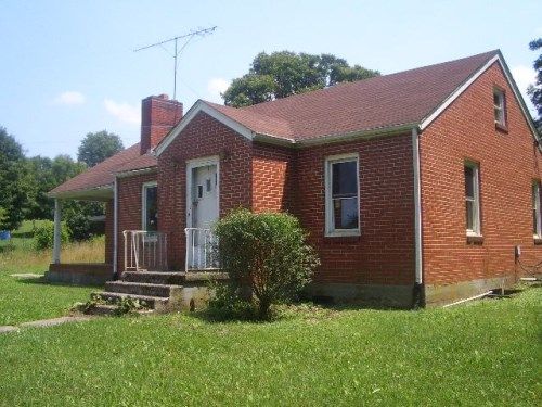 4942 Lee Hwy, Dublin, VA 24084