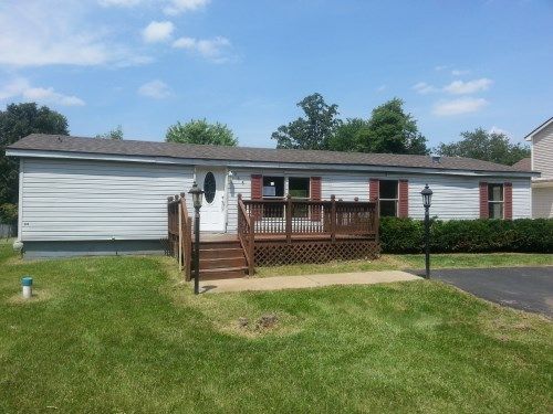 946 Dunreath, Walled Lake, MI 48390