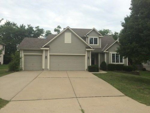 15532 Glenwood Ave, Overland Park, KS 66223