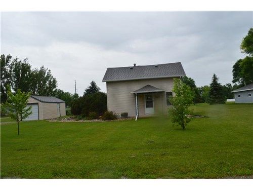 120 1st Ave SE, Warner, SD 57479