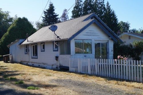 1105 Harding Rd, Aberdeen, WA 98520