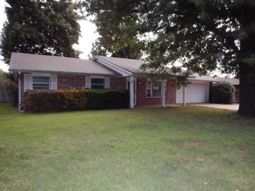 608 Patricia St, Springdale, AR 72762