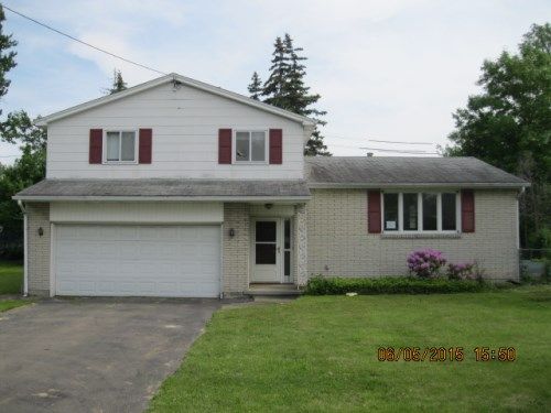 1556 Towerwood Rd, Grand Island, NY 14072