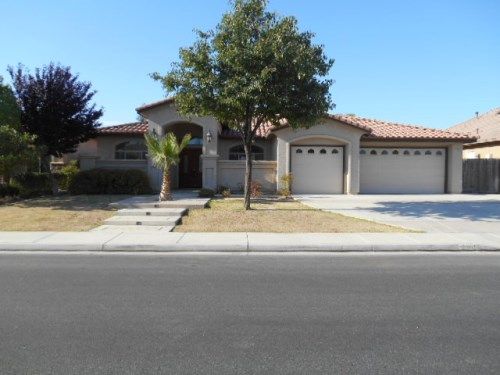 10015 Silverthorne Dr, Bakersfield, CA 93314