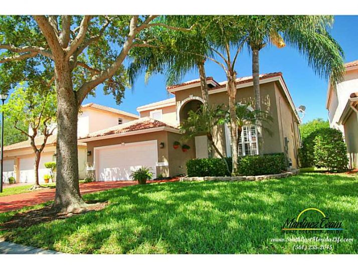 7833 NW 61 TE, Pompano Beach, FL 33067