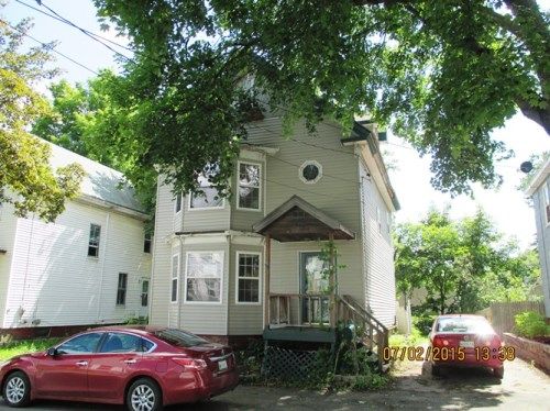 34 Catell St, Bangor, ME 04401