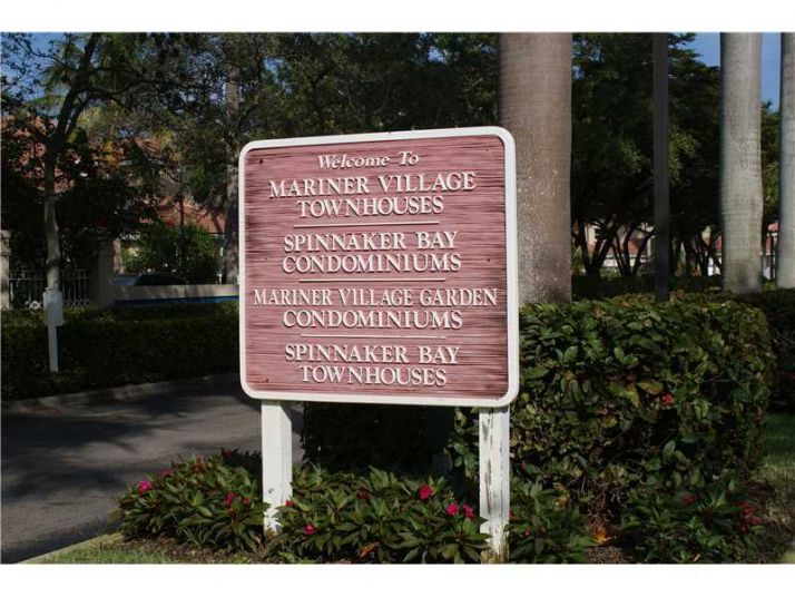 21075 NE 34 AV # 203- 2, Miami, FL 33180