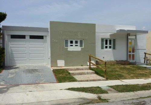 502 Luis Wito Morales St Estancias Del Golf, Ponce, PR 00730