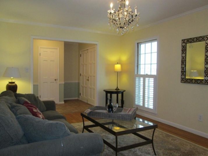 1059 W Nancy Creek Drive Ne, Atlanta, GA 30319