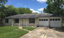 4807 30th St Dickinson, TX 77539