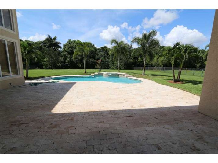 11268 WATER OAK PL, Fort Lauderdale, FL 33328